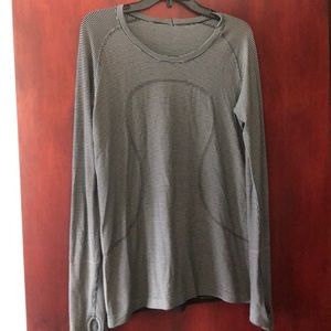 Gently used swiftly long sleeve long sleeve shirt